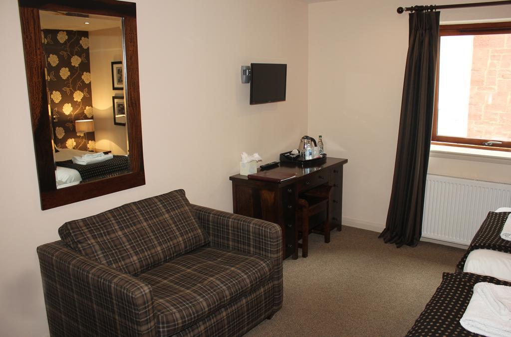 The Townhouse Hotel Arbroath Extérieur photo