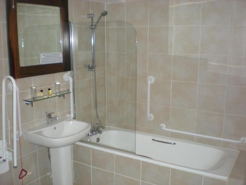 The Townhouse Hotel Arbroath Extérieur photo